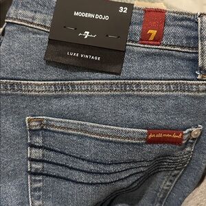 7 For All Mankind Luxe Vintage DOJO Blue Jeans Sz 32/14w